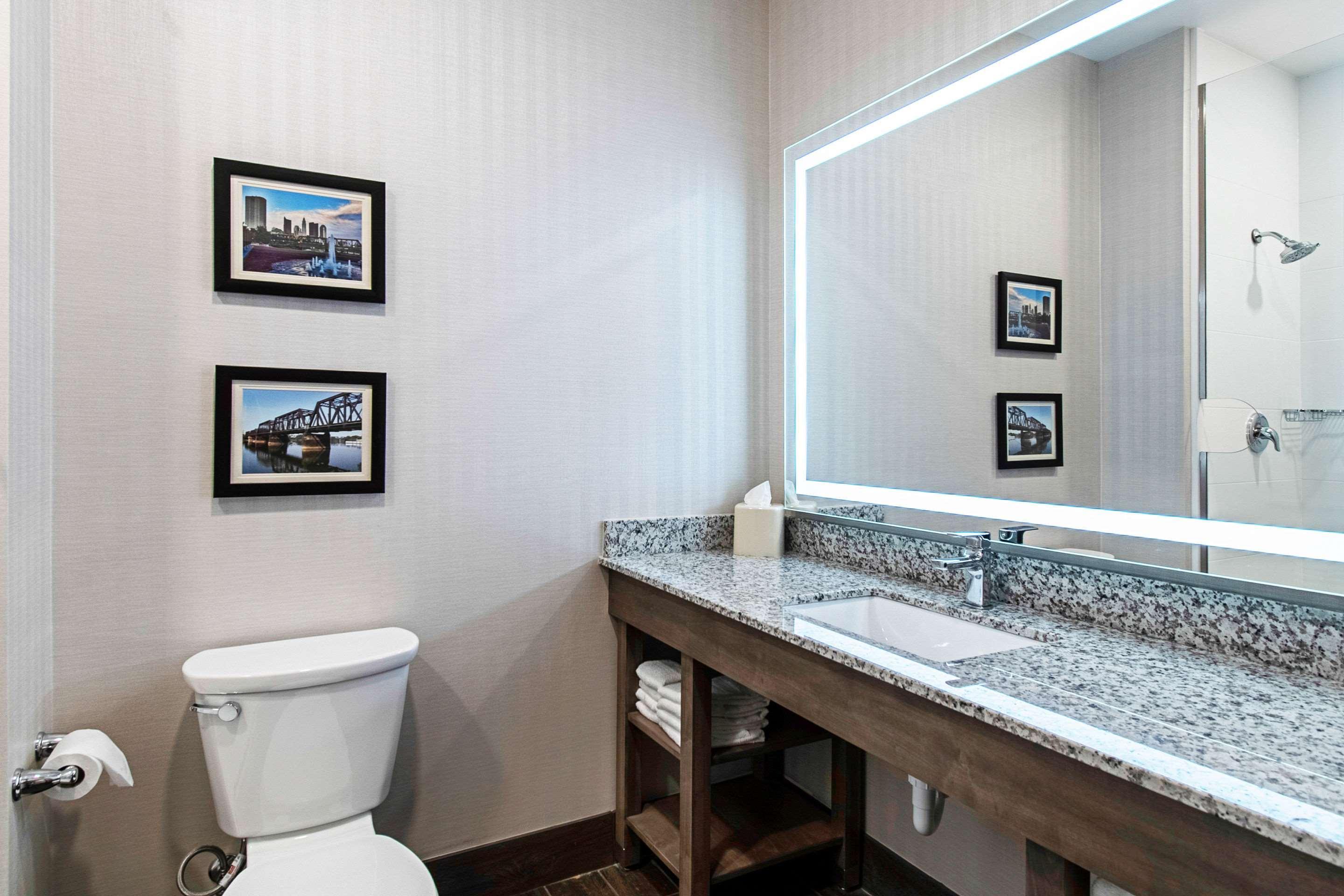 Comfort Suites Grove City - Columbus South Экстерьер фото